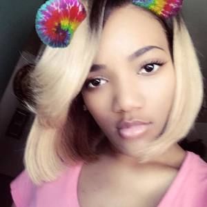 Meet your Posher, Anicia